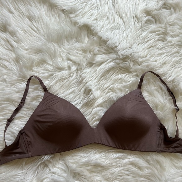 SKIMS Chocolate Brown Tshirt Bra 32DD - Picture 6 of 7